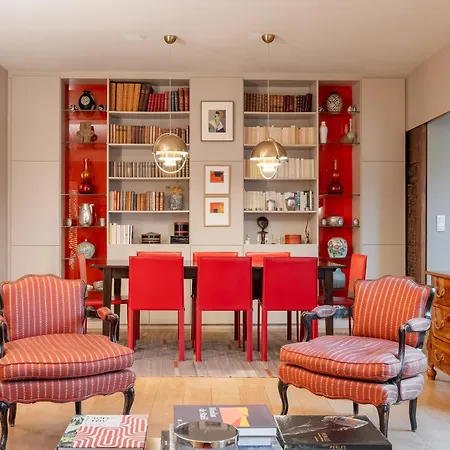 Veeve - Rouge Revival Apartmán